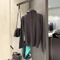 泡菜正品 tug 秋冬新款气质纽扣连帽 针织衫女