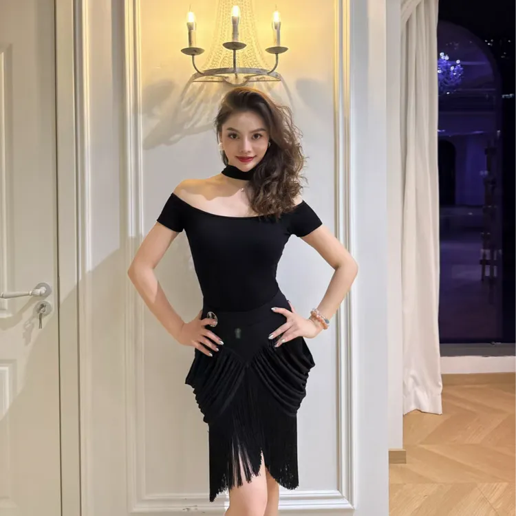 艺鑫舞服拉丁舞专用上衣女新款舞服舞衣舞蹈服短袖连体服