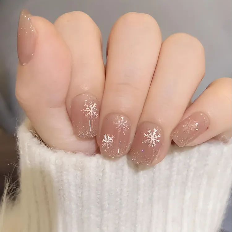 【瑞雪丰年】秋冬爆款纯欲雪花裸色猫眼短款美甲手工穿戴甲日常温柔
