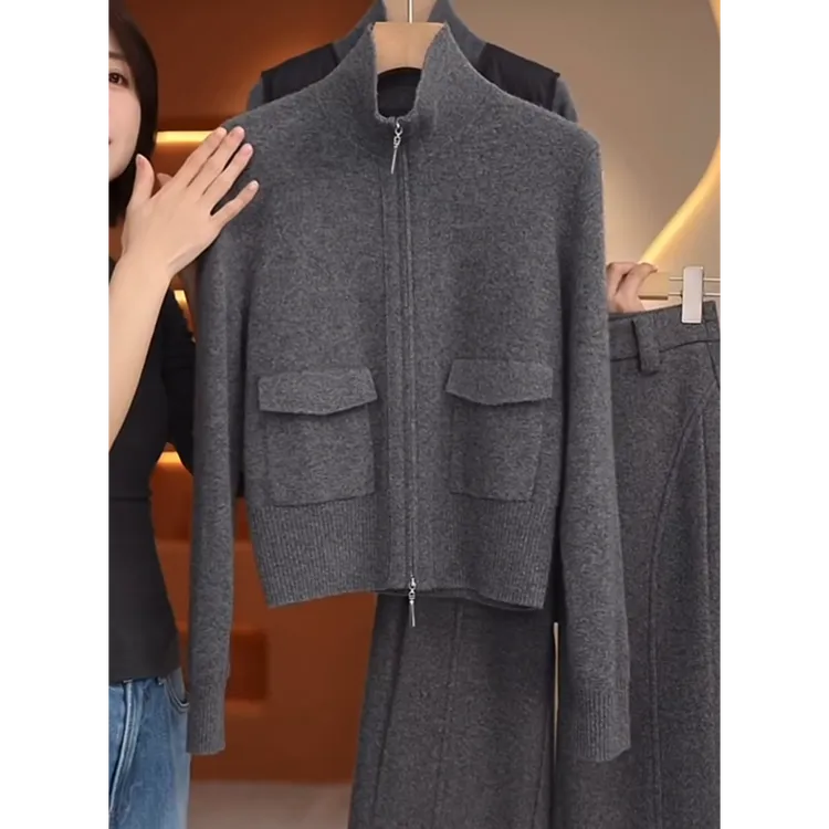 轻熟风灰色双拉链针织毛衣2025年秋冬新款高级感气质短款针织上衣