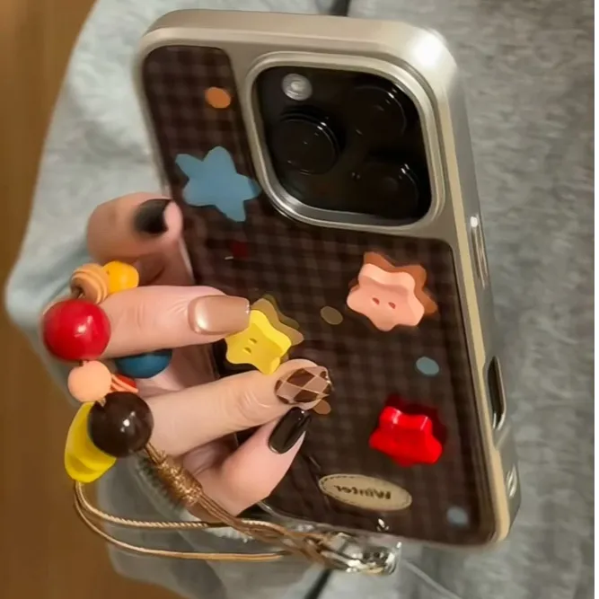 向日壳棕色格纹适用苹果15Pro壳13/XSMax/xr/12女16/14p