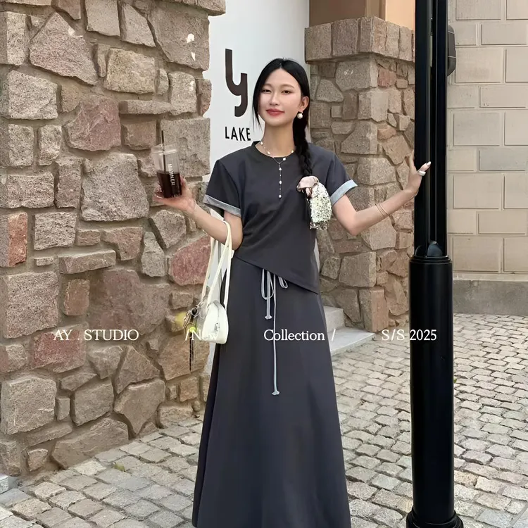 2025新款连件套 套装上衣下摆斜设计