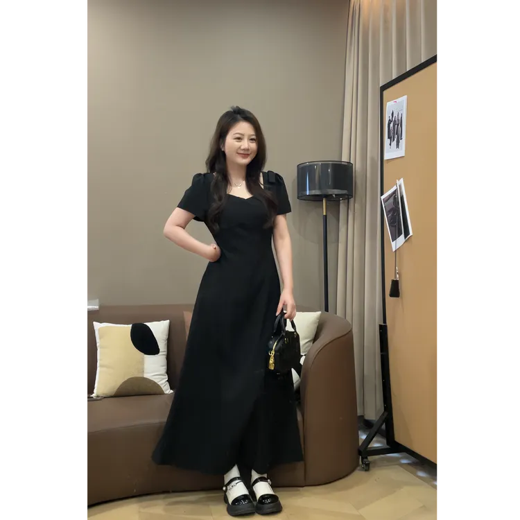 大萌萌 静奢风气质中长收腰小黑裙夏季微胖显瘦连衣裙P225Q09588