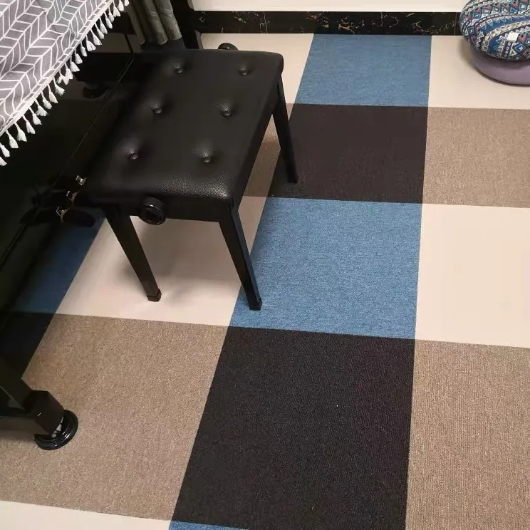 40cm✖️40cm自粘式拼接方块地毯家用卧室简约日式