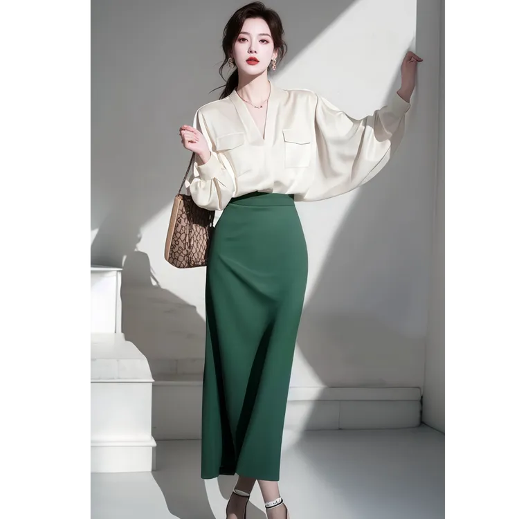 2025春季新款法式气质时尚独特漂亮轻奢高级感白色衬衫半身裙套装