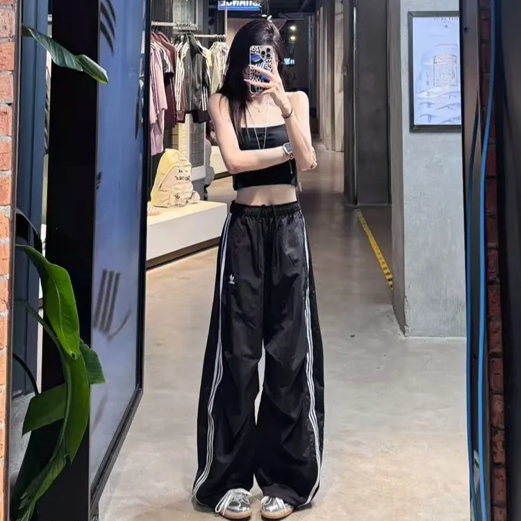 adidas 阿迪达斯三叶草条纹款速干早秋季休闲舒适长裤 KS3324