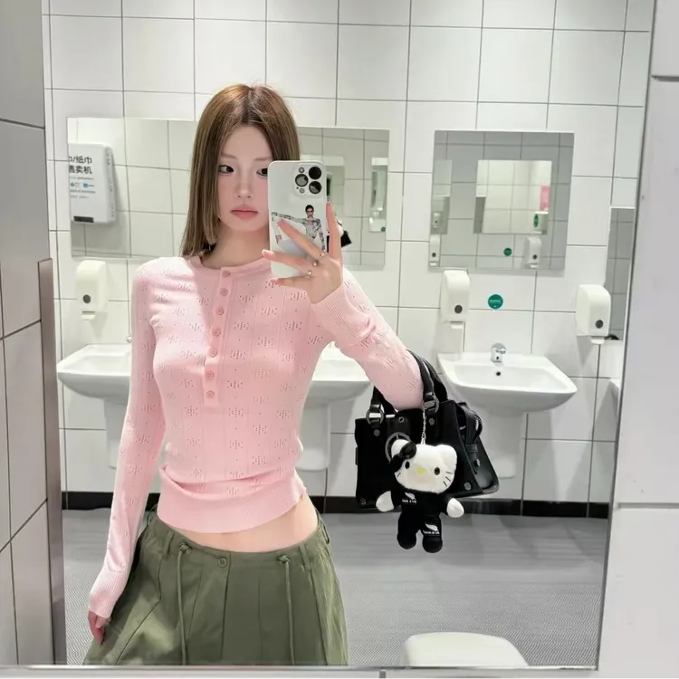 法式甜辣粉色镂空针织长袖t恤女早春2025新款打底衫内搭显瘦上衣