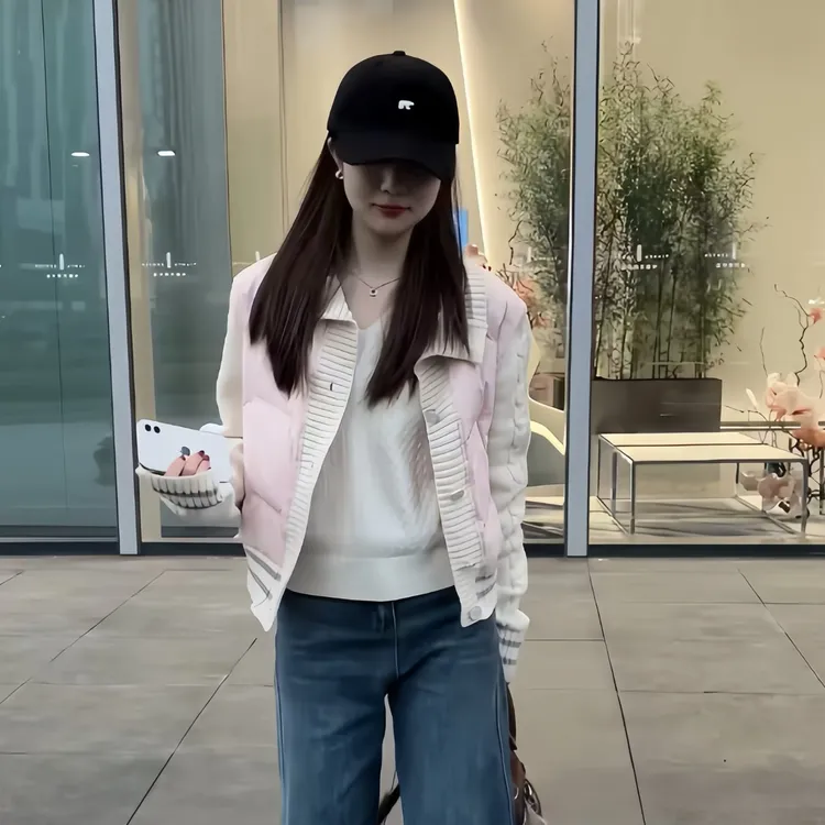 2025新款拼接保暖棉服短款女宽松气质设计师翻领小香风棉衣学院风