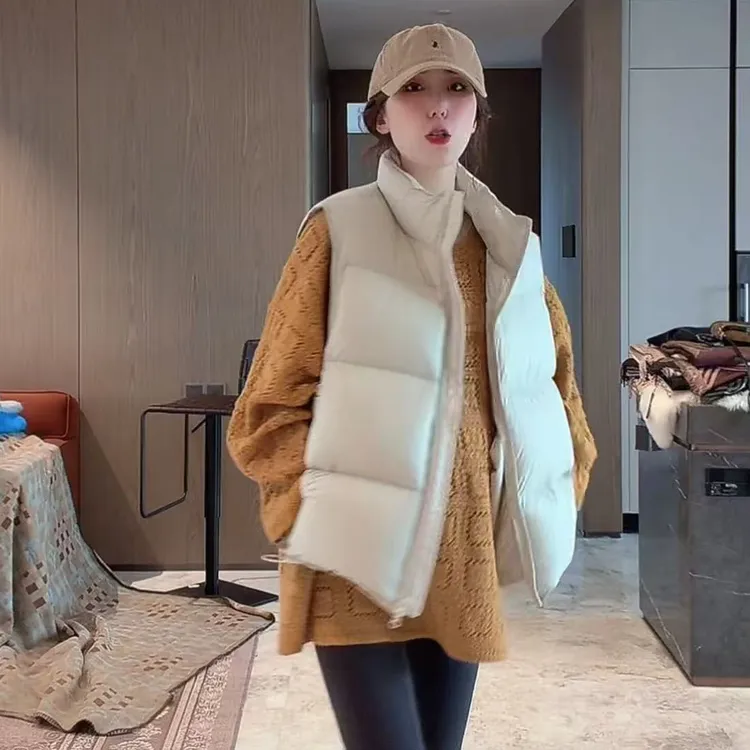 徐靖靖【豆乳面包】冬款羽绒马甲时尚百搭休闲短款立领厚款2509215