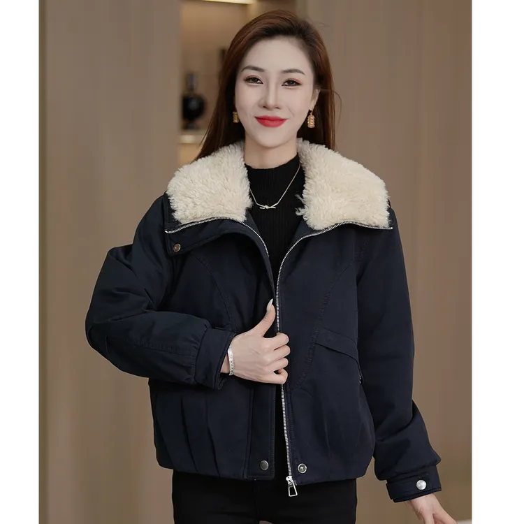 女秋冬翻领外套短款保暖加绒加厚短外套冬季韩版女装休闲派克服