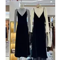 D8076秋季法式气质半高领灰色波点打底衫+丝绒背心裙两件套装
