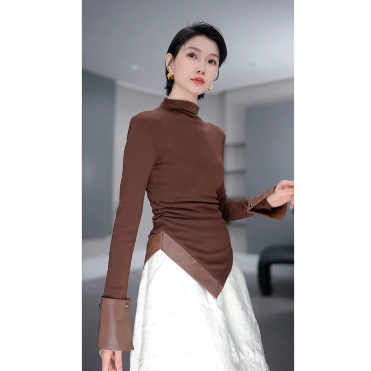鑫鑫2025冬季新款加绒小众炸街高级感女装修身百搭洋气打底衫8371