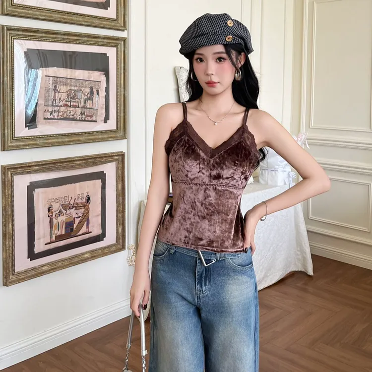 秋冬法式奢华金丝绒蕾丝保暖吊带背心带杯垫性感外穿显瘦美背内衣