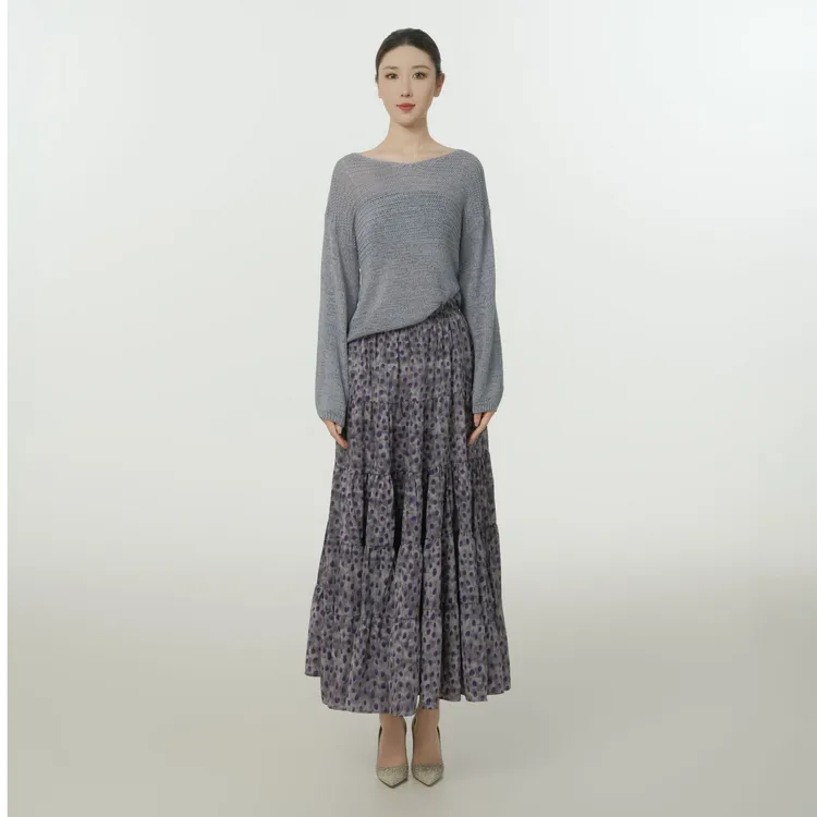 极简风慵懒风斑点半身裙+圆领长袖针织衫