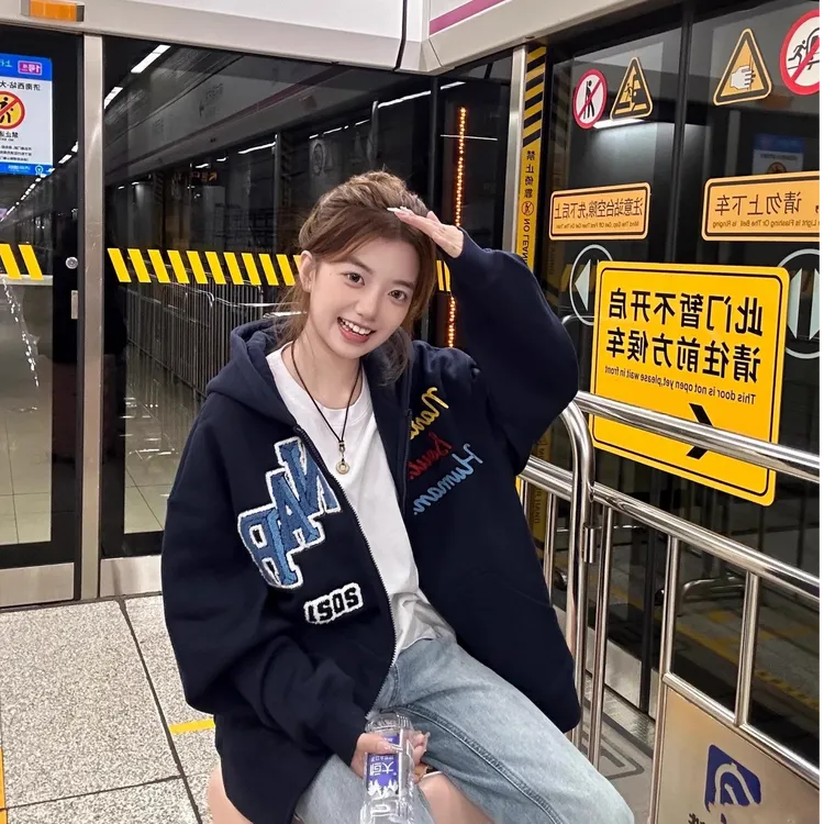 sawp美式高街小众风刺绣连帽开衫卫衣男女春秋宽松情侣外套上衣潮