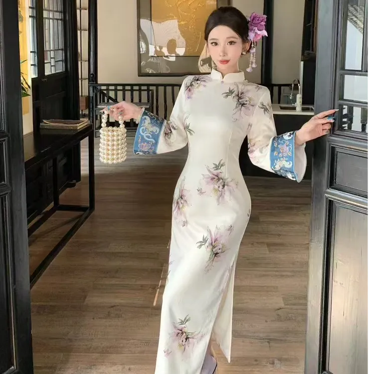 【蓝花瓷】秋款衣长1118新中式文艺复古高级刺绣旗袍立领显瘦修身