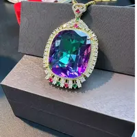  高定— 典藏级高奢炫彩吊坠（D13)