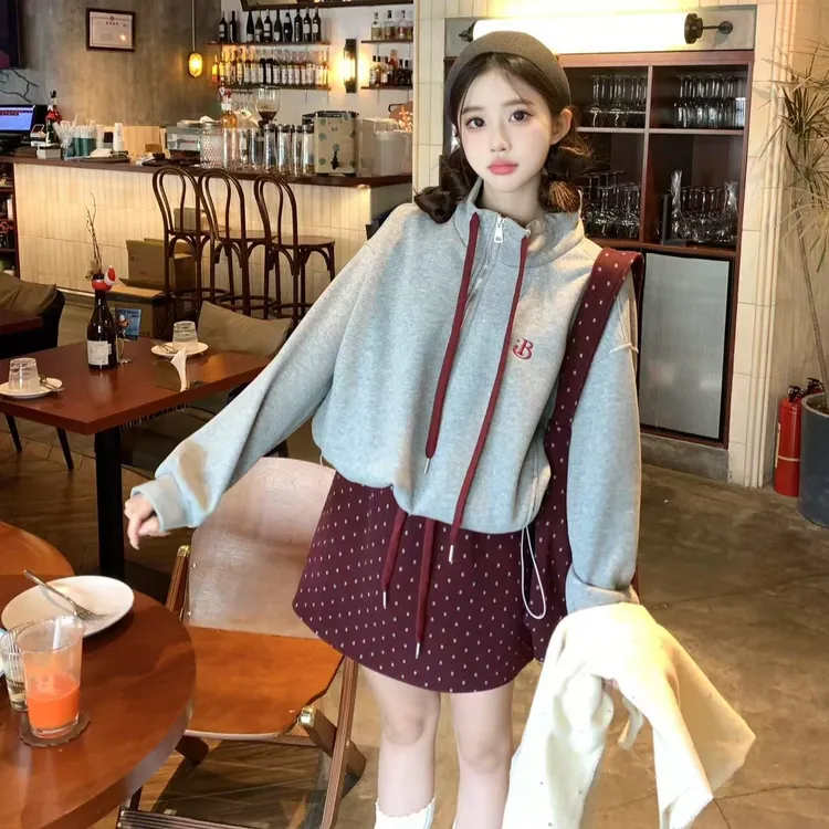 春季甜美风显瘦半高领卫衣波点高腰短裙包包三件套套装