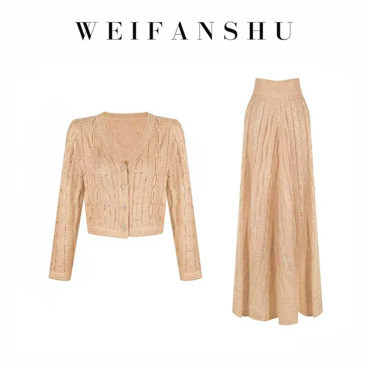 WEIFANSHU/魏凡舒【琥珀糖光】秋冬新款时髦减龄针织套装开衫&半裙