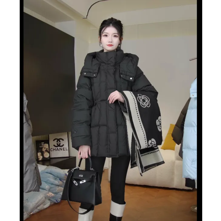 2025新款鹅绒显瘦小个子短款加厚连帽收腰女装保暖冬季时尚羽绒服