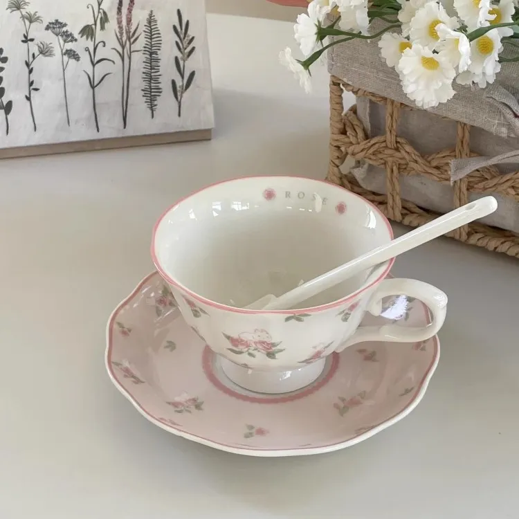 法式高颜值陶瓷咖啡杯套装复古茶杯碟粉色少女心可爱情人节送女友
