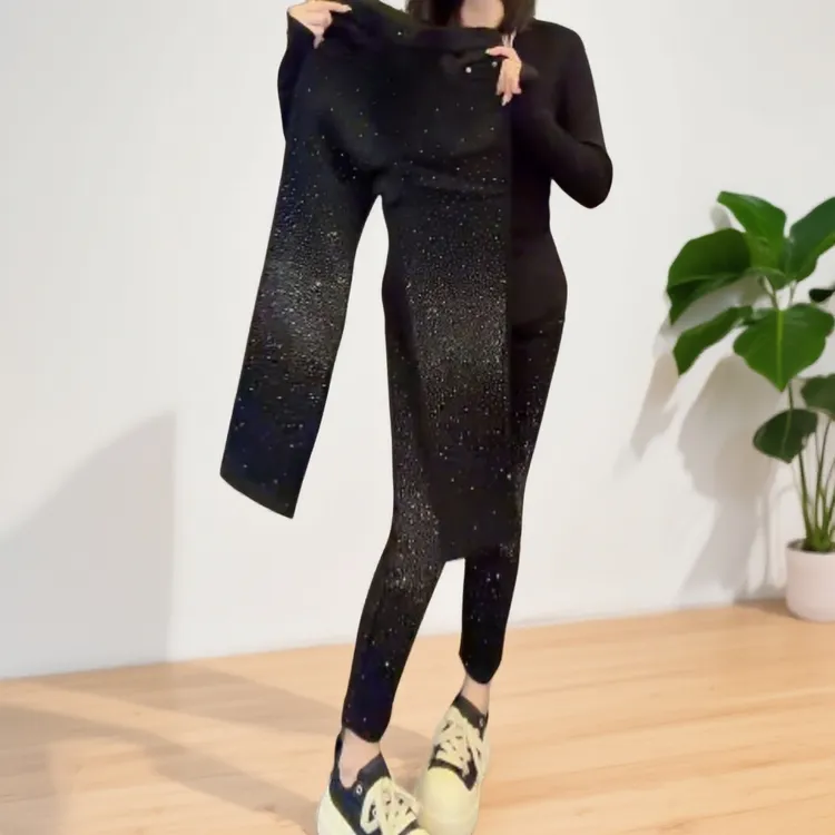 秋冬新款满天星加绒直筒牛仔裤女重工镶钻设计高腰显瘦九分烟管裤