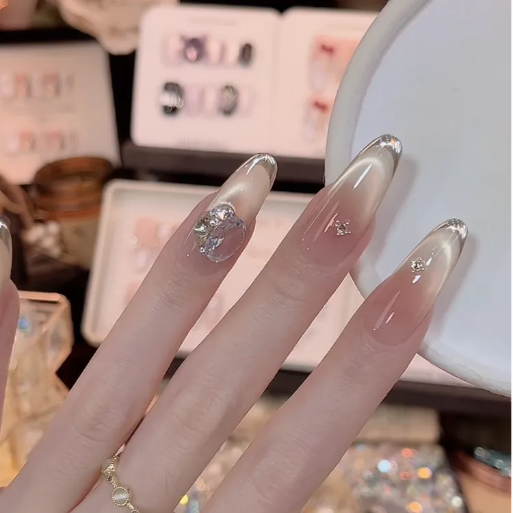 【宁秀秀】纯欲冰透裸色渐变猫眼高级穿戴美甲气质显白纯手工穿戴甲