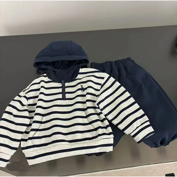 2025秋季儿童韩版宽松条纹连帽时尚休闲百搭套装