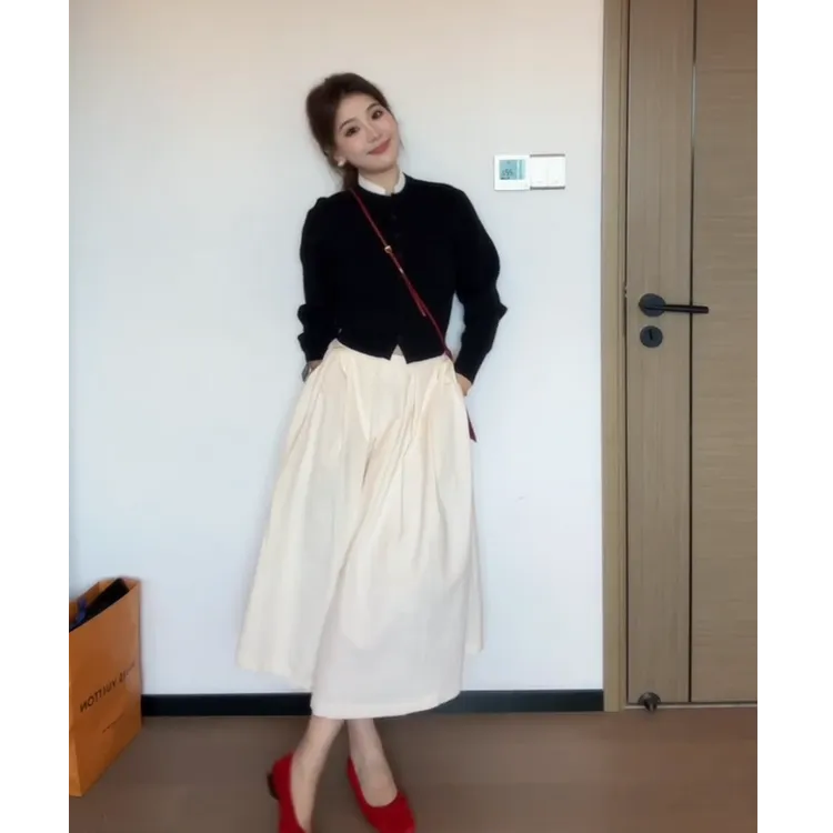 秋装高级感洋气网红炸街两件套裙子小众千金清冷感贵系衣服套装女