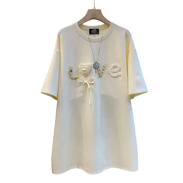 圆领T恤宽松型短袖重工英文字显瘦上衣（长76左右）