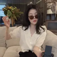  【悦悦专属】设计感立体花朵V领短袖针织开衫Y974