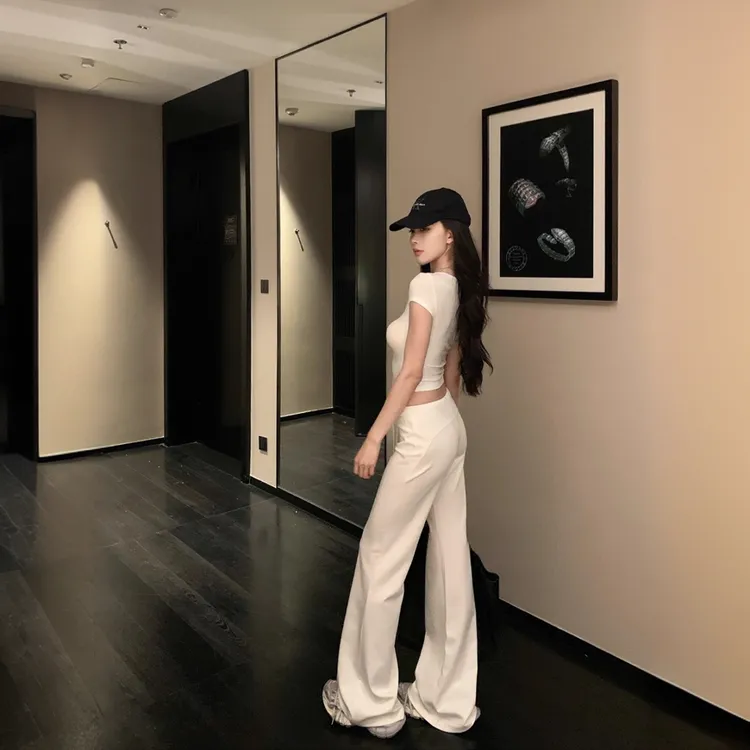 美式辣妹新款修身显瘦宽松直筒透气休闲长裤白色2025年夏季微喇裤