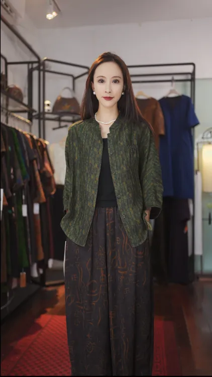 【青行衫】提花蝙蝠袖九分袖圆领衬衫双面女装外套329-68211青行衫