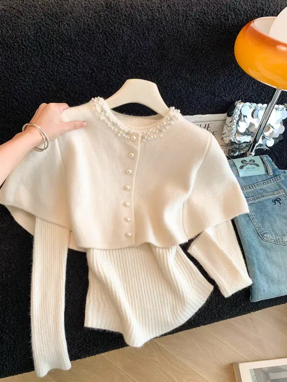 轻熟风减龄斗篷针织衫女秋冬季新款设计感重工烫钻披肩毛衣两件套