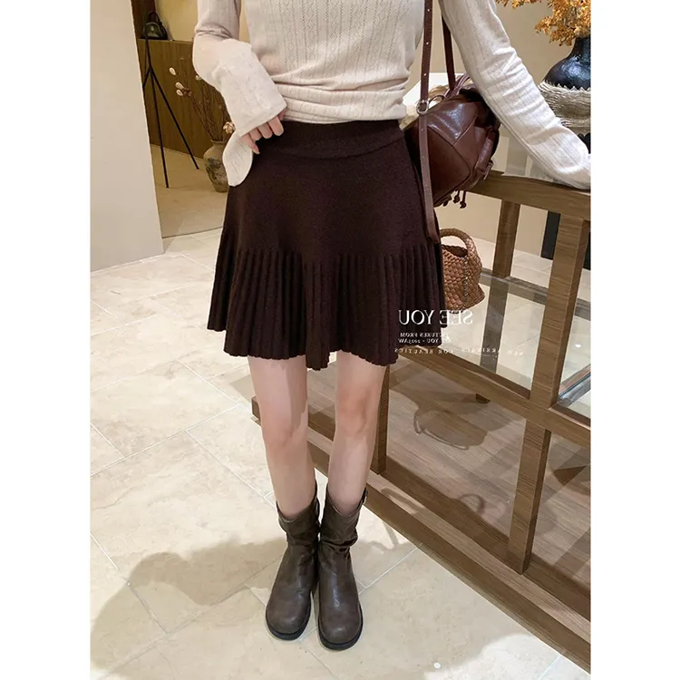 新款秋冬显瘦松紧腰百褶裙半裙a字短裙女2025咖色针织a字半身裙女