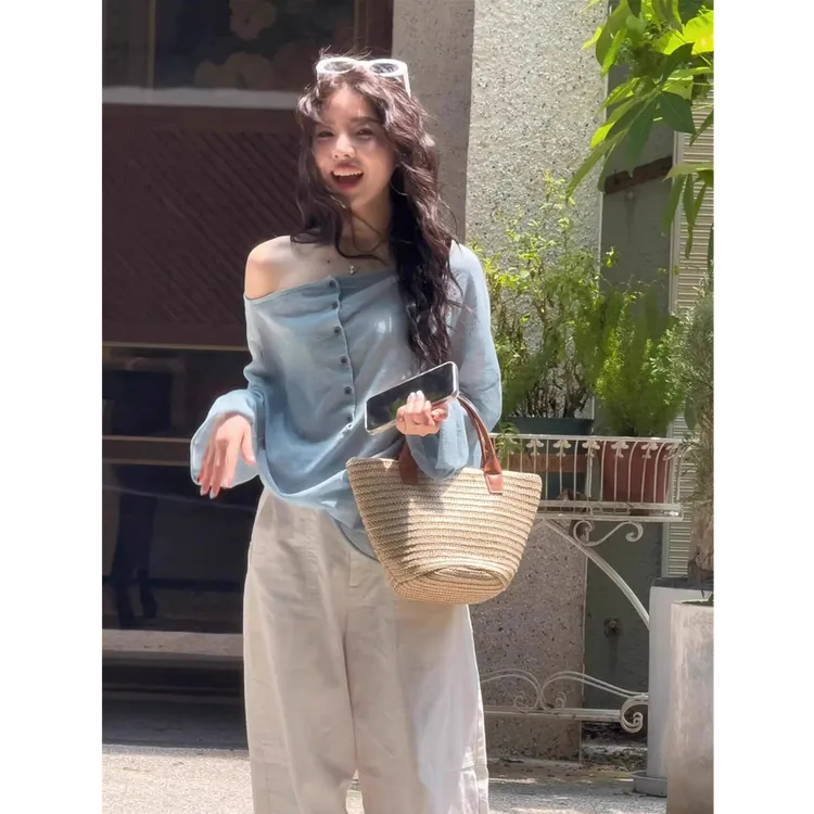 蓝色半开领一字肩长袖T恤女早秋季韩系慵懒风防晒罩衫薄针织上衣