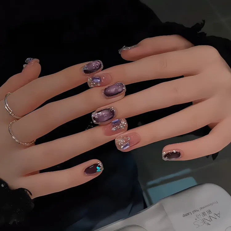 【紫霞】黑加仑紫色猫眼穿戴甲片2025新款高级感秋冬手工穿戴甲短款