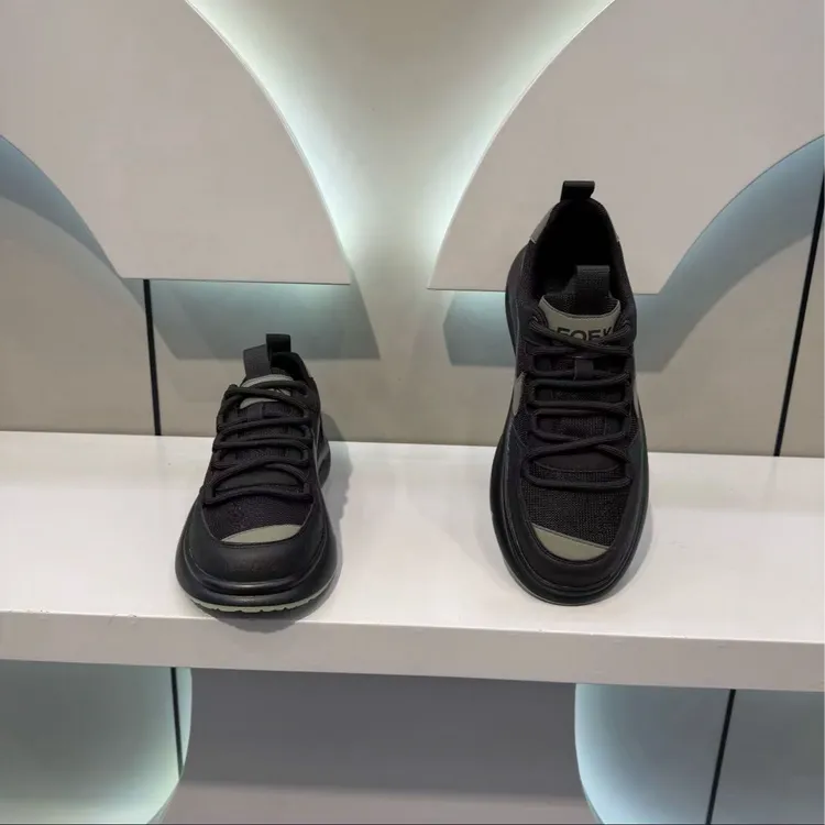 1015【皮鞋码】2025春季新款透气时尚百搭运动网红款运动男潮鞋