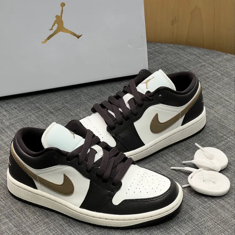 【滔搏联动】NIKE男女款流光风AJ1金棕低帮板鞋DC0774-200