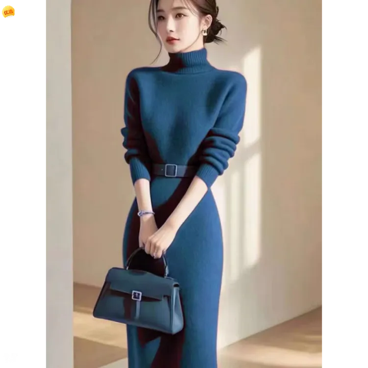 时尚气质长袖高领针织连衣裙女2025新款秋季内搭毛衣打底裙配大衣