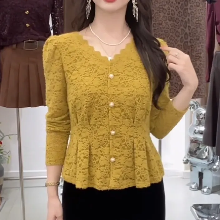  时尚法式V领花边高档女秋装长袖衬衫女秋季独特漂亮洋气减龄上衣