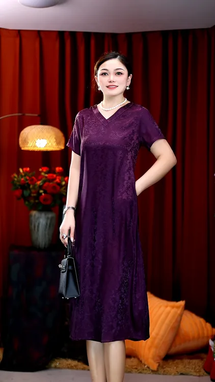 【紫花】X621直筒新款时尚气质显瘦中长款连衣裙