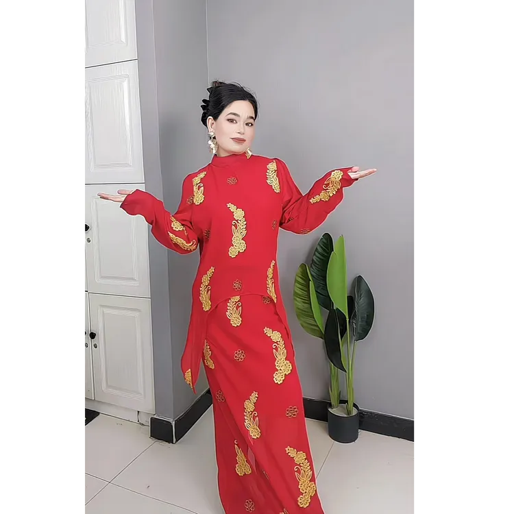 2738【包邮】新款重工时尚气质两件套套装