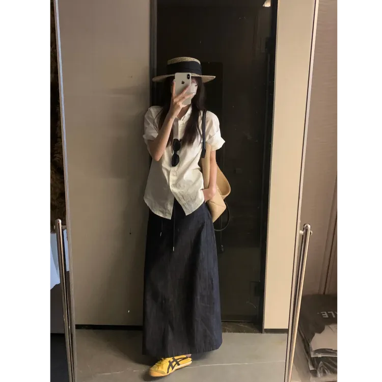 简约通勤风高智感挽袖白色衬衫+老钱风极简薄款牛仔半身裙套装