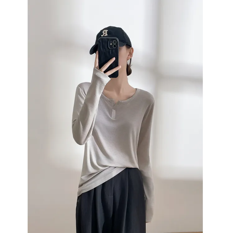 轻奢天丝棉舒适开口小V领长袖T恤女春秋莱塞尔显瘦打底衫基础上衣