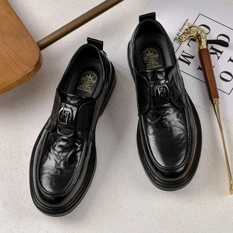 2025秋季新款一脚蹬英伦潮流百搭时尚商务套脚英伦软底休闲皮鞋男