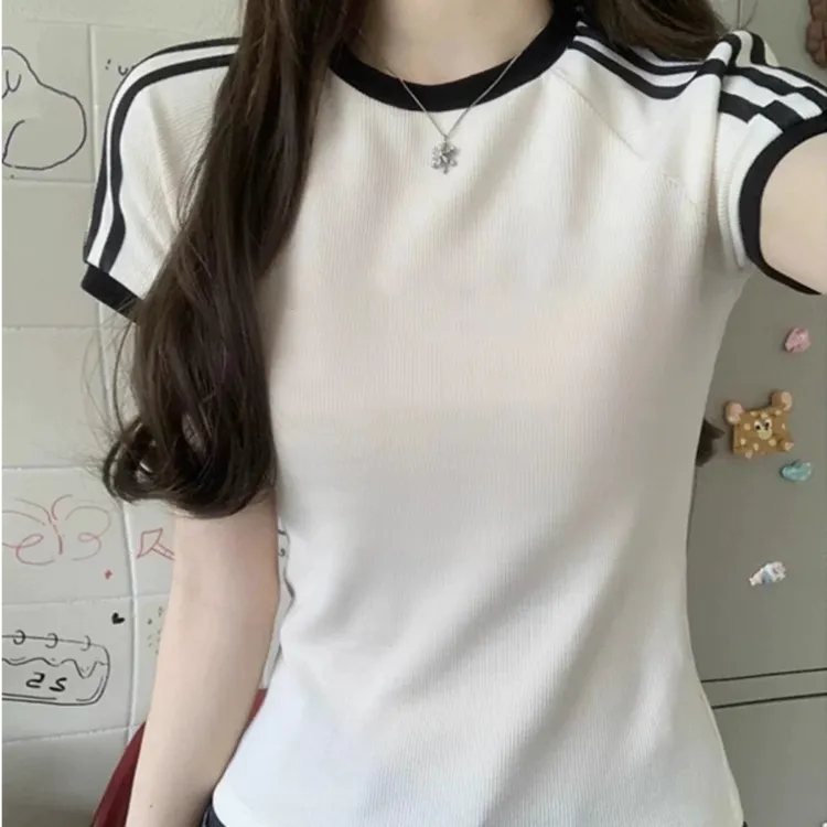 美式三条杠圆领纯棉短袖t恤女新款夏天小众运动正肩显瘦修身上衣