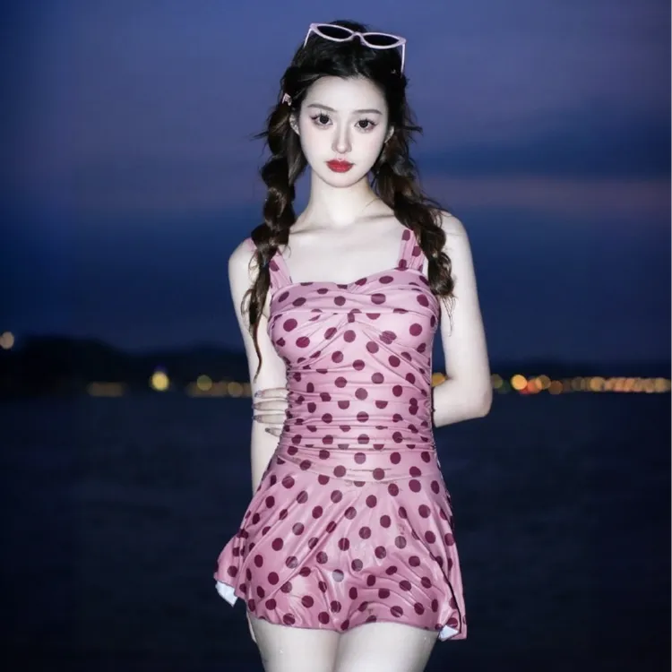 游泳衣女2025新款保守复古波点连体裙式遮肚显瘦性感法式温泉泳装