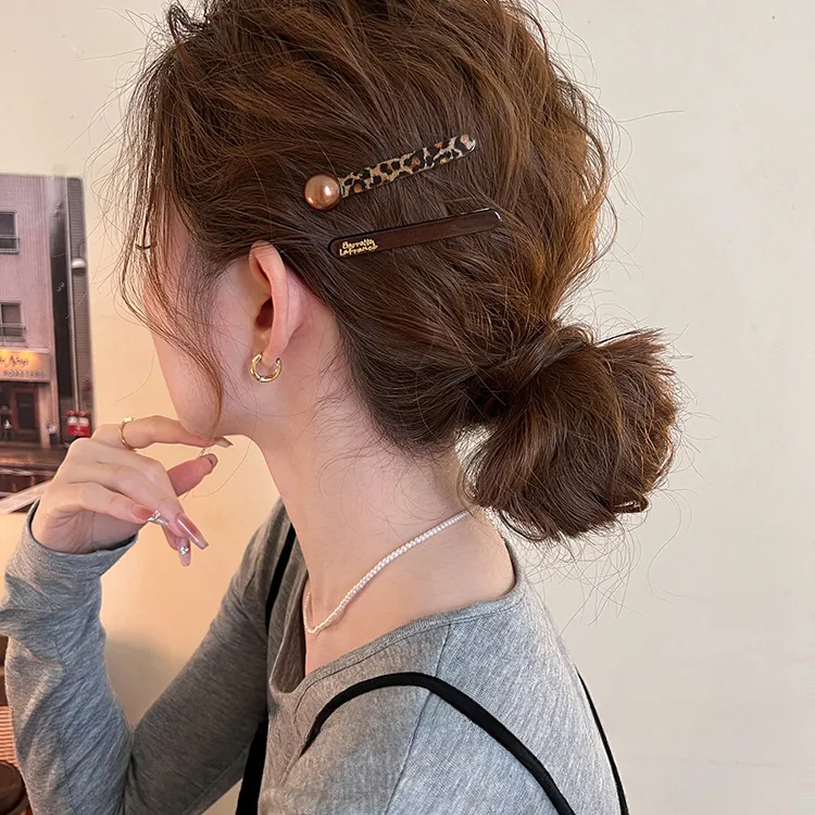 早秋豹纹一字发夹女2025新款前额碎发刘海夹子bb夹侧夹发卡发饰夹