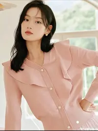 MC黑白插肩星星印花上衣